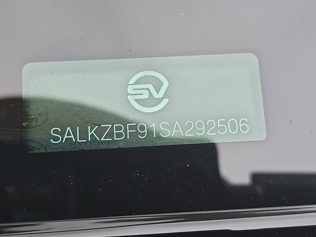 2025 Land Rover Range Rover SV - Photo 37