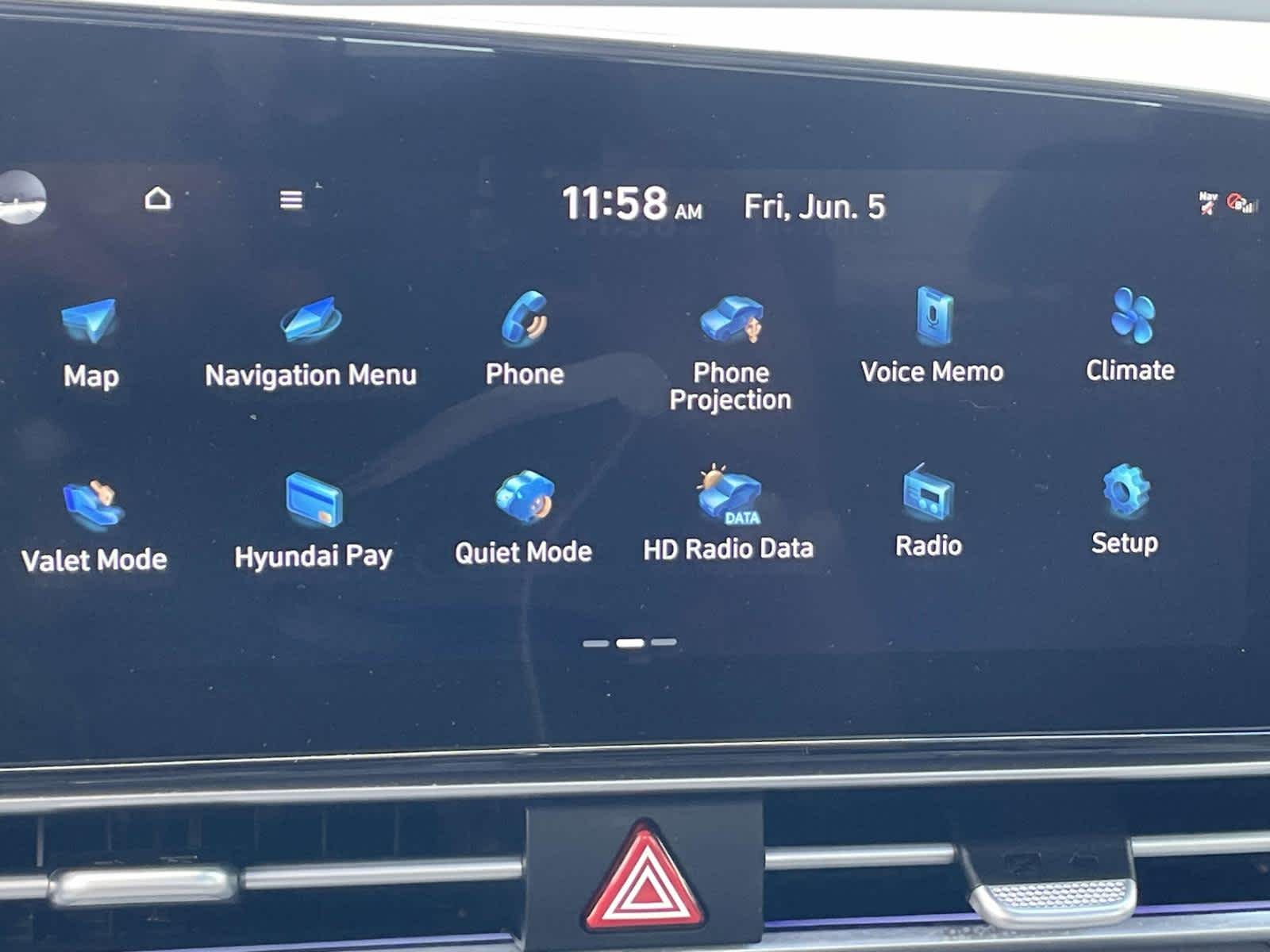 Certified Used 2025 Ecotronic Gray Hyundai SEL Convenience image 21
