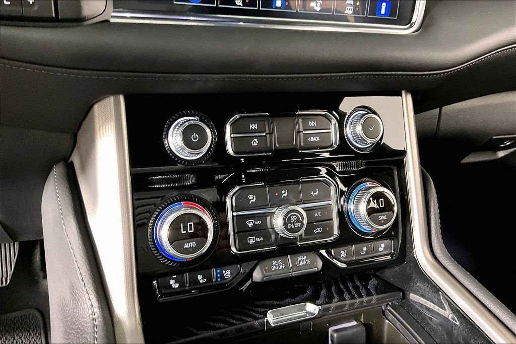2024 GMC Yukon Denali - Photo 14