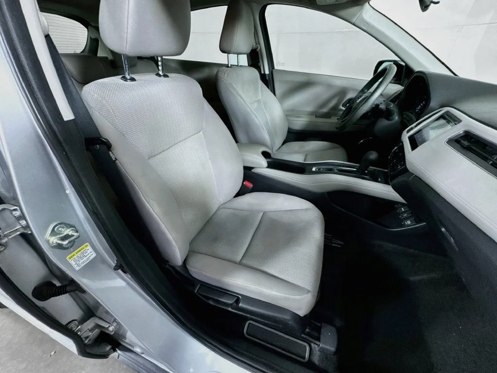 Used 2016 Silver Honda EX image 34