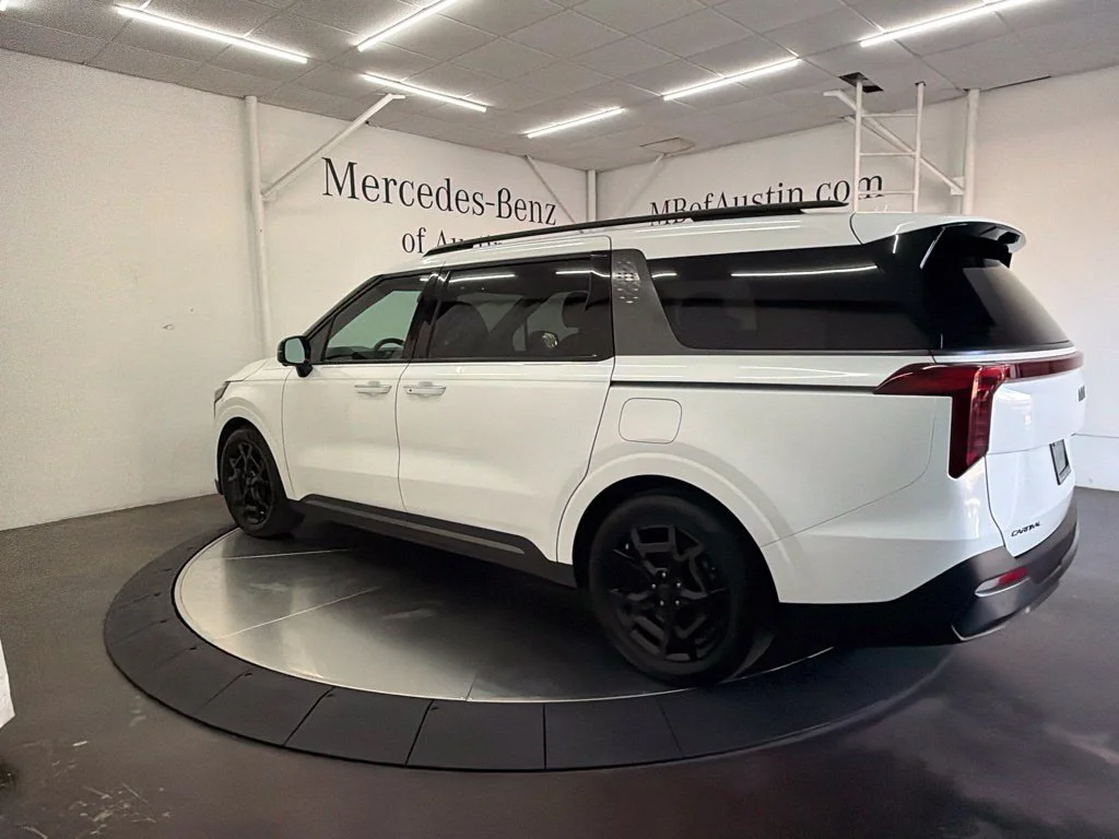 Used 2025 White Kia SX Prestige image 5