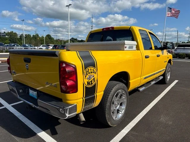 Used 2008 Yellow Dodge Laramie image 4