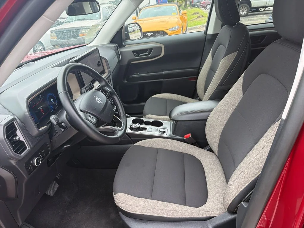 Used 2025 Red Ford Big Bend image 14
