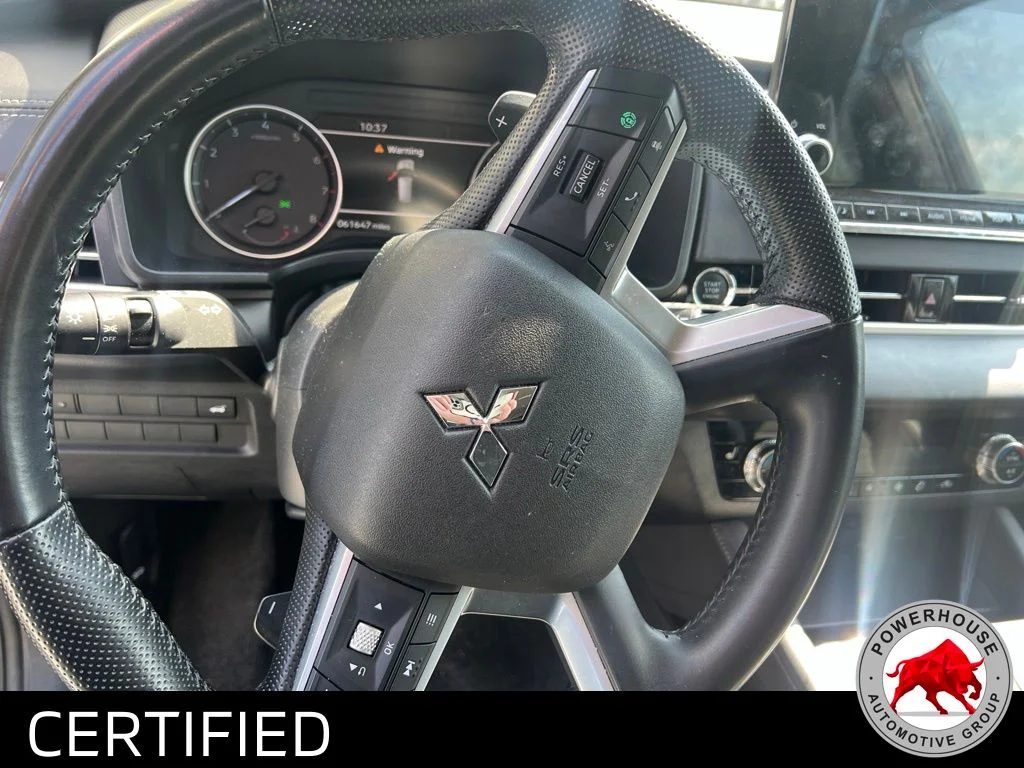 Used 2024  Mitsubishi  image 11