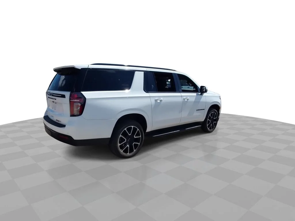 Used 2024 Summit White Chevrolet RST image 8