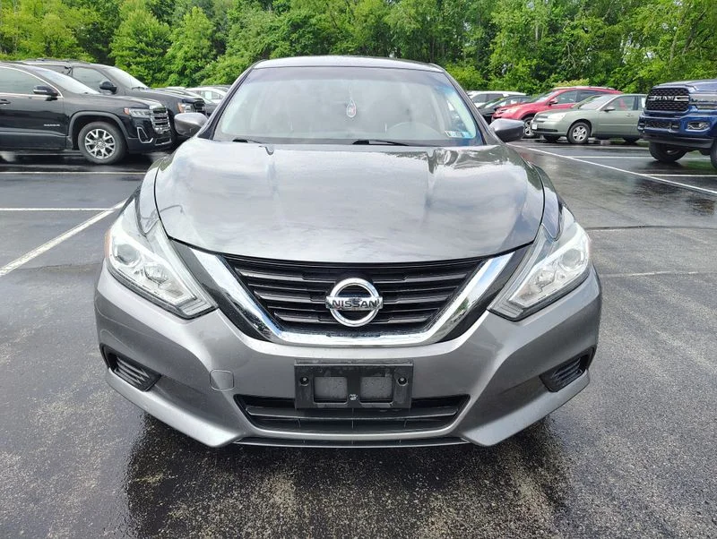 Used 2018 Gray Nissan 2.5 S image 2