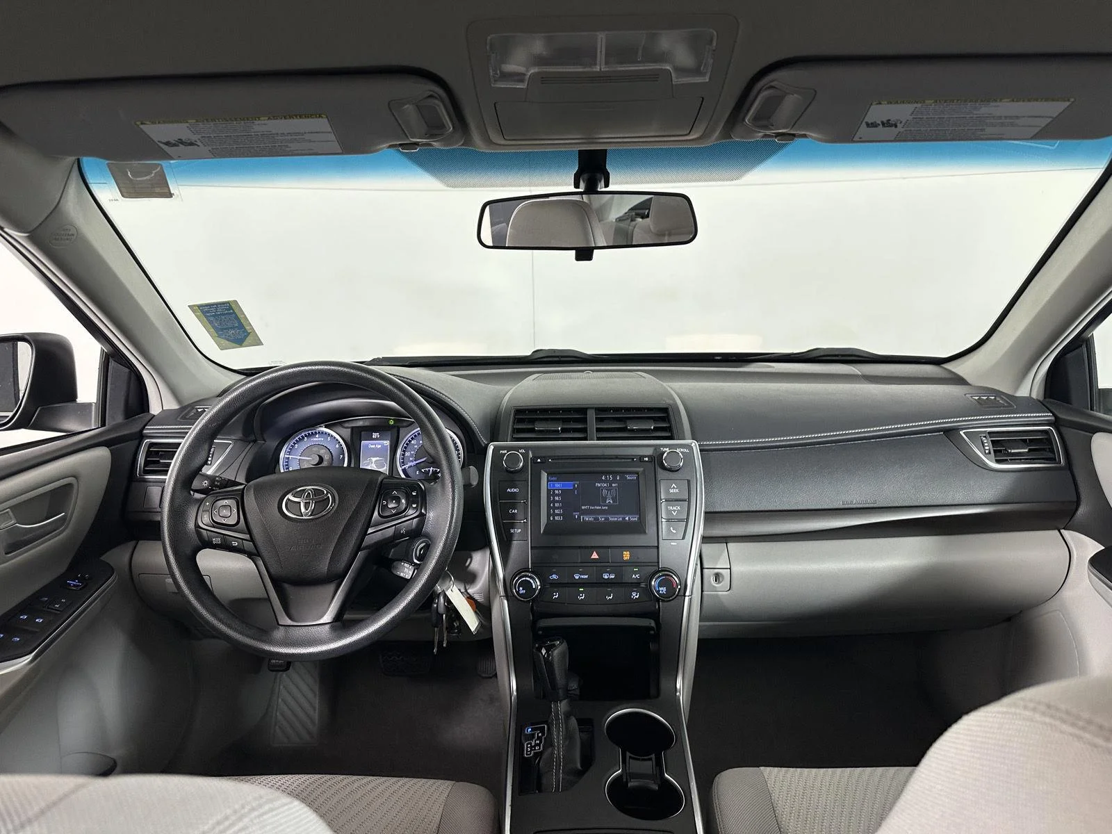 Used 2017 Parisian Night Pearl Toyota SE image 26