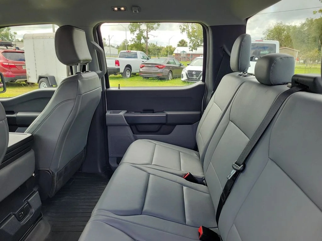Used 2022 Oxford White Ford XL image 18