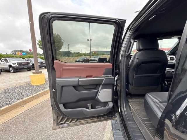 Used 2022 Agate Black Metallic Ford Lariat image 14