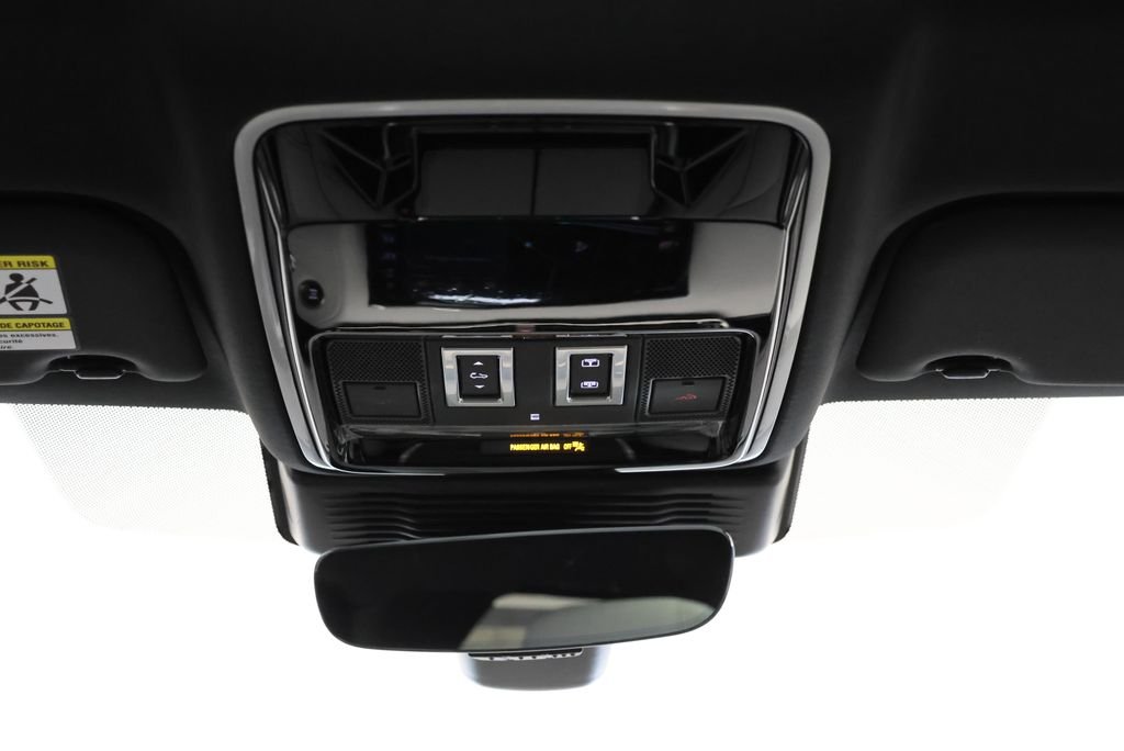 New 2026 Charente Grey Land Rover P250 Base image 14