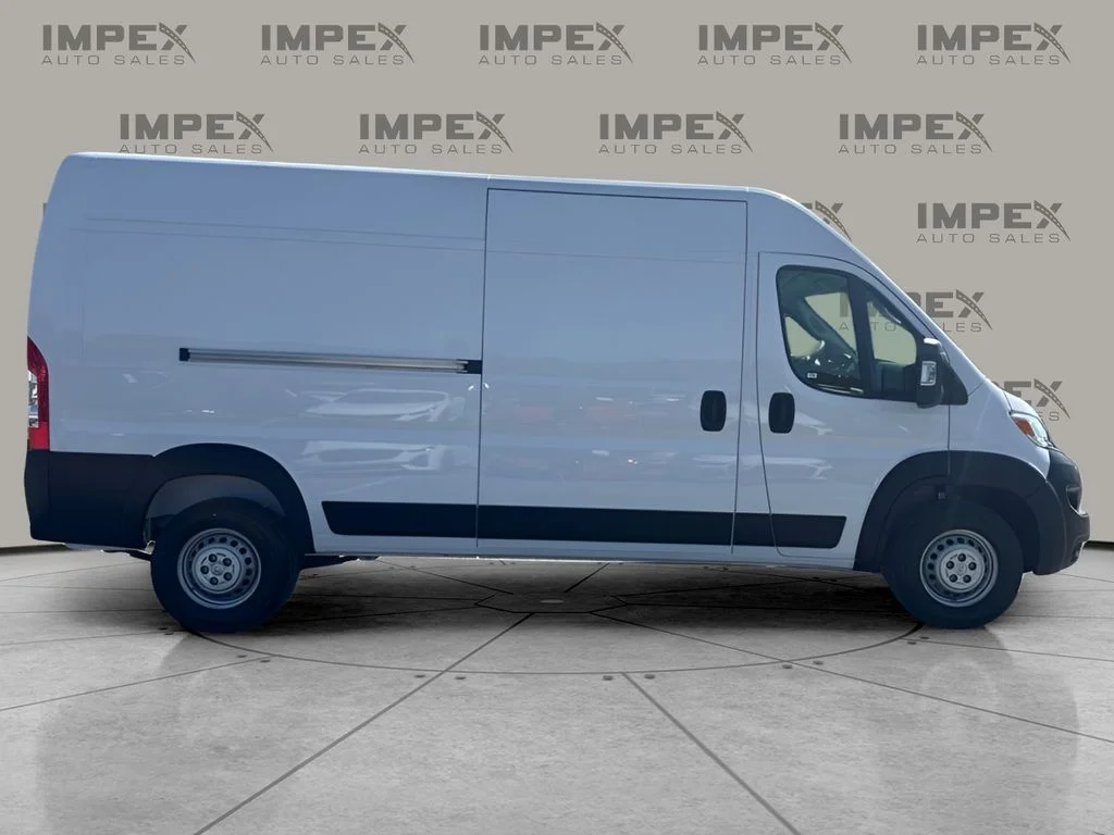 Used 2025 White Ram High Roof image 6