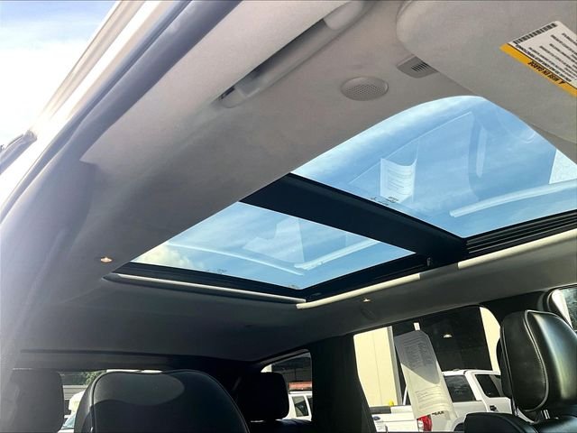 Used 2021 White Jeep Summit image 18