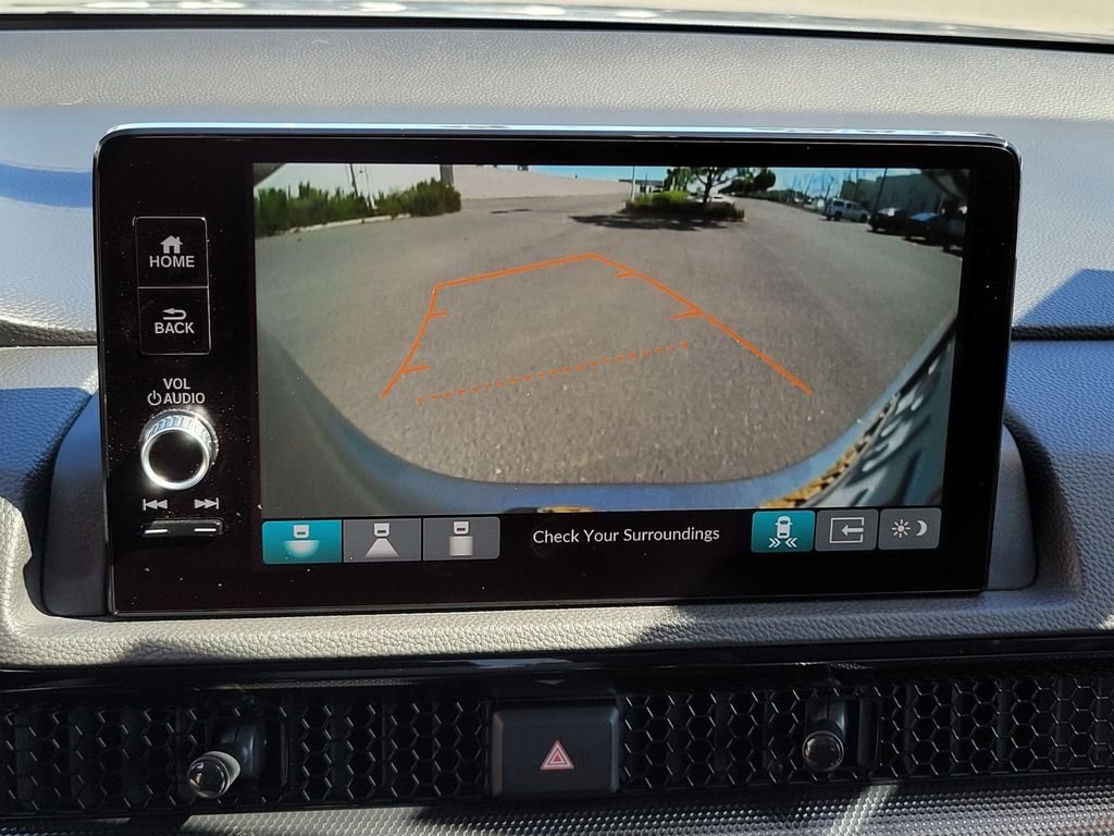 Used 2024 Silver Honda EX-L image 18