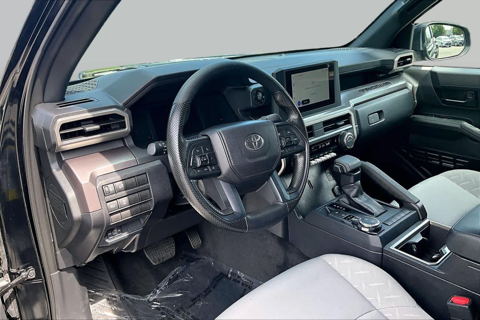 Used 2025 Black Toyota SR5 image 17