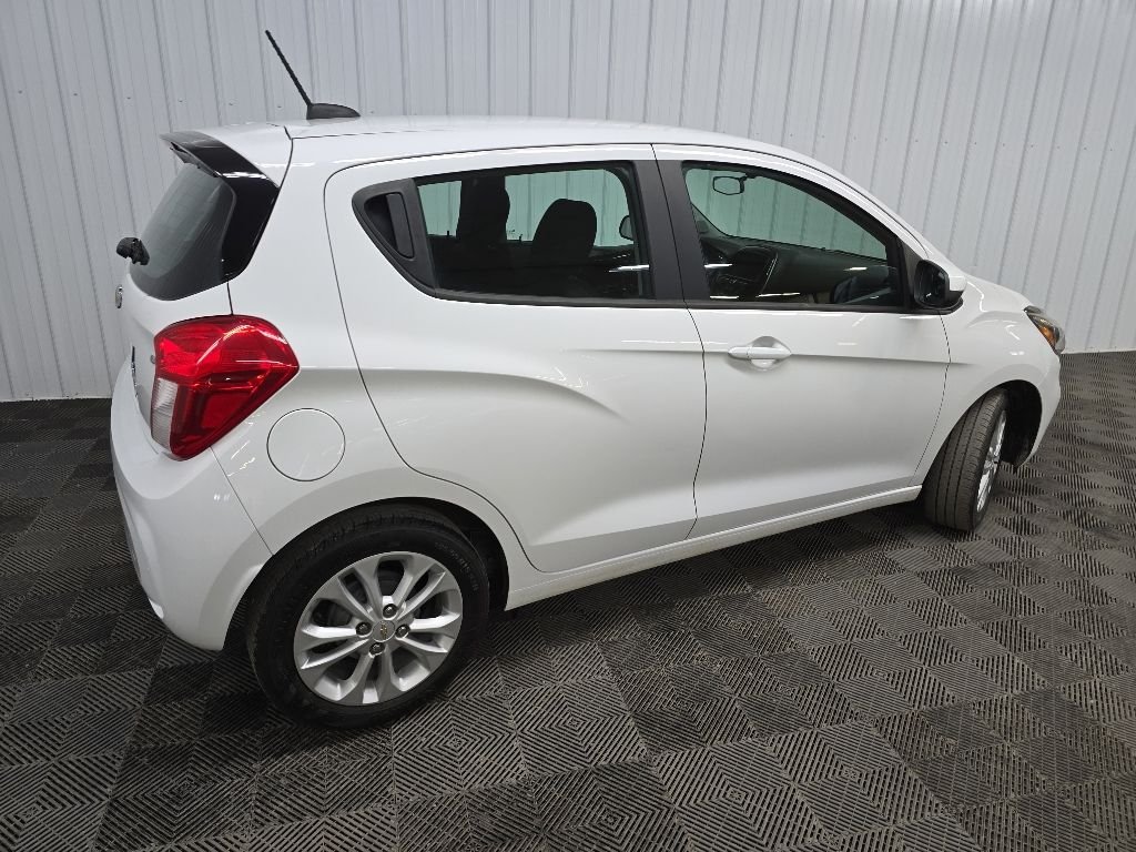 Used 2020 White Chevrolet 1LT image 3