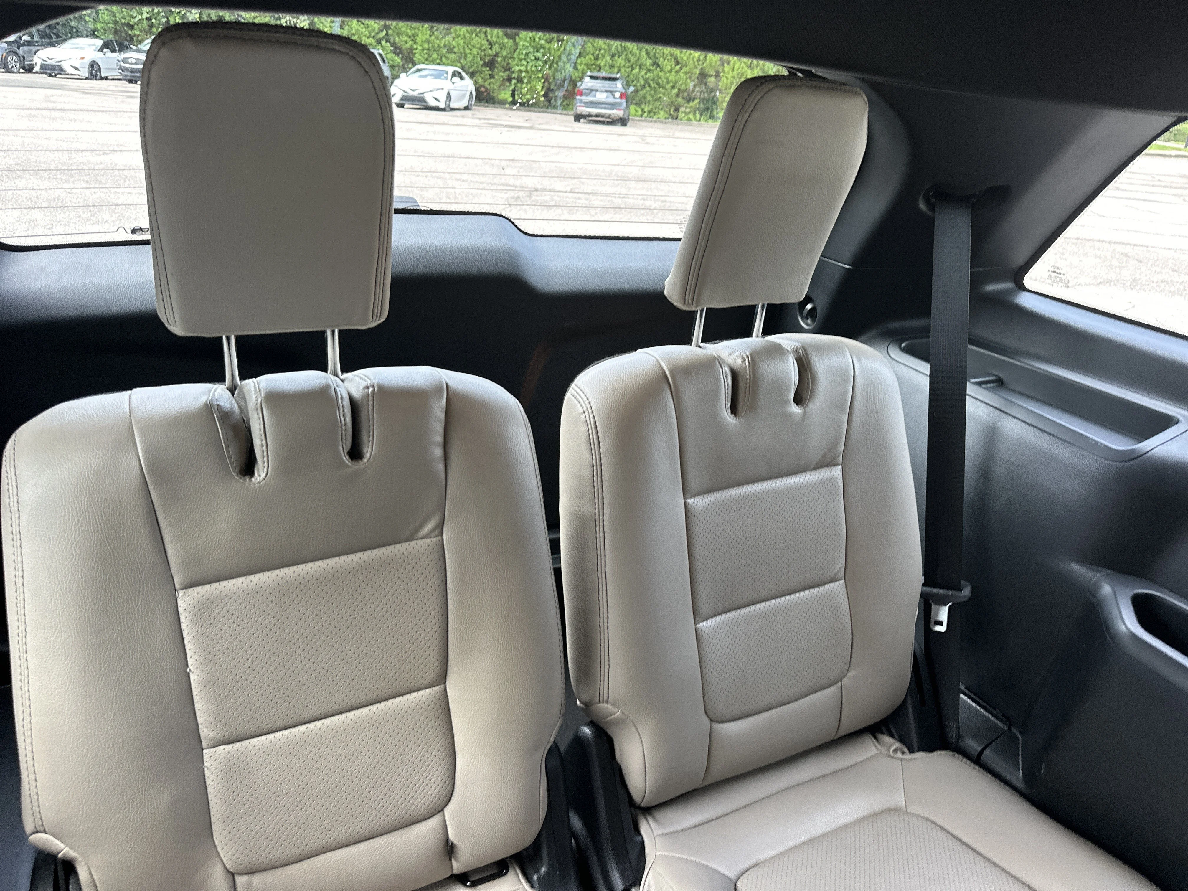 Used 2019 Oxford White Ford XLT image 17