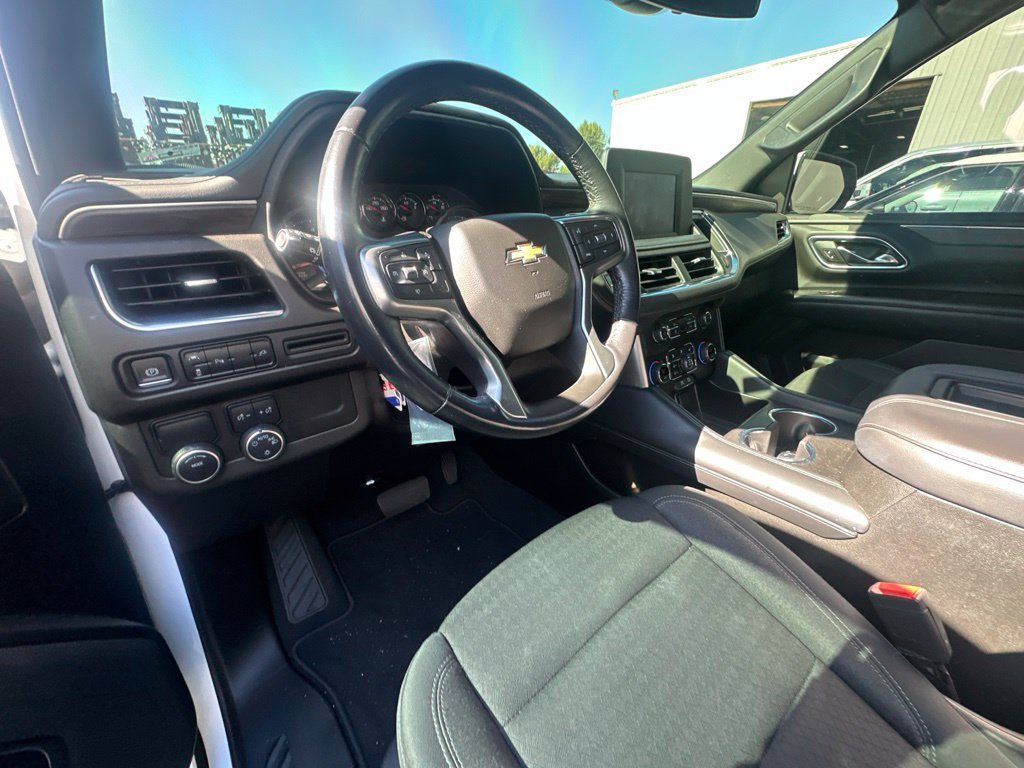 Used 2022 White Chevrolet LS image 12