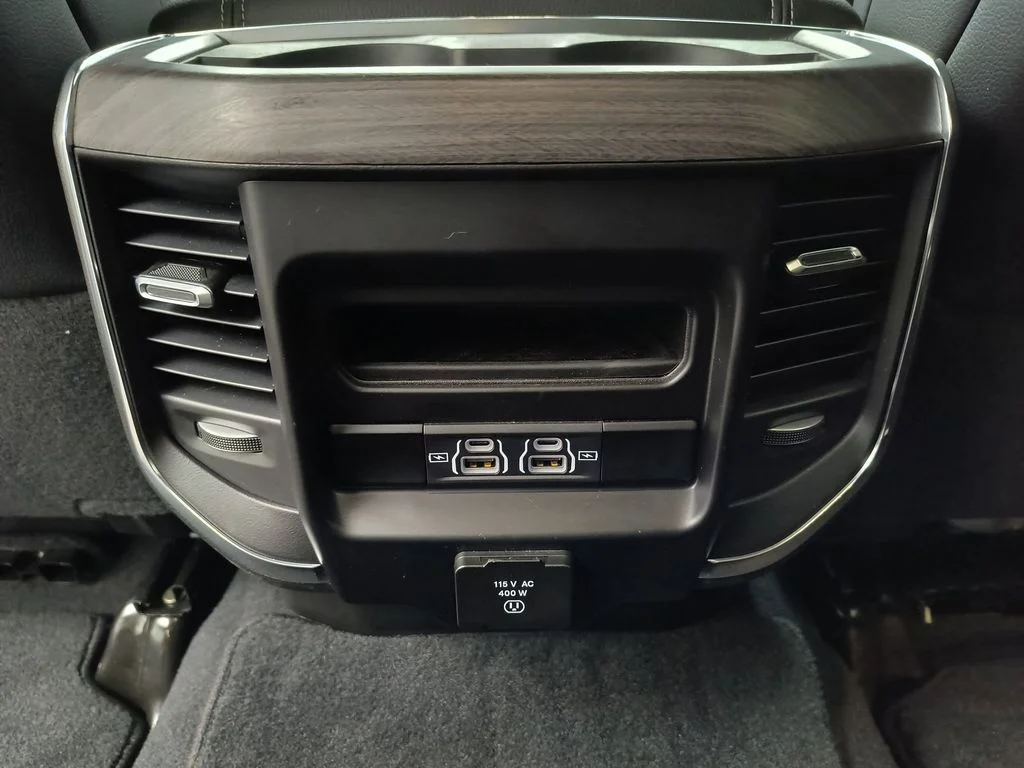 Certified Used 2025 Diamond Black Crystal Pearlcoat Ram Laramie image 20