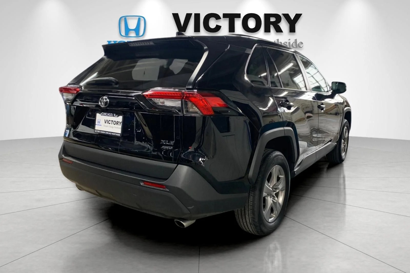 Used 2024 Black Toyota XLE image 3