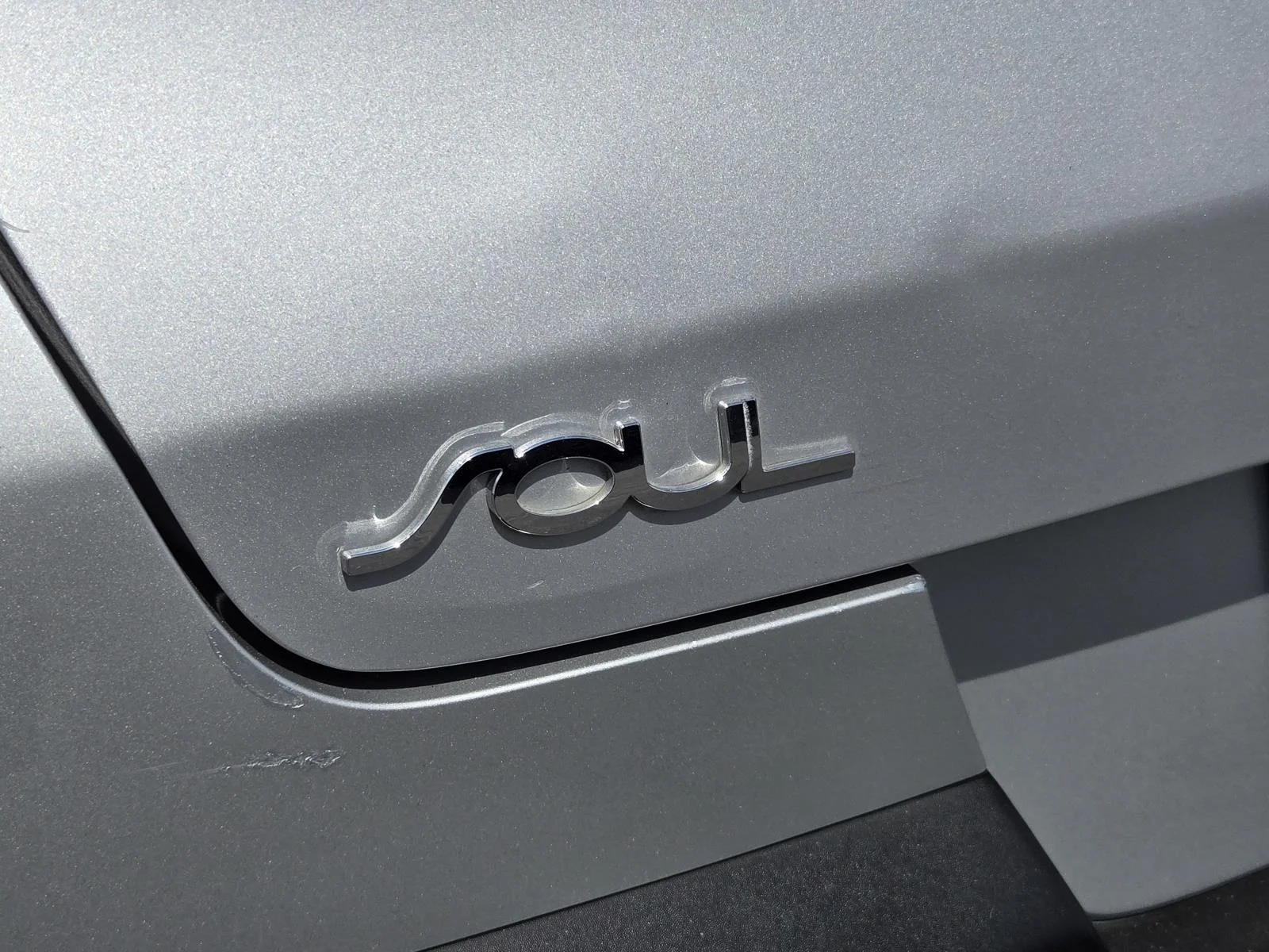 Used 2020 Sparkling Silver Kia LX Manual image 31