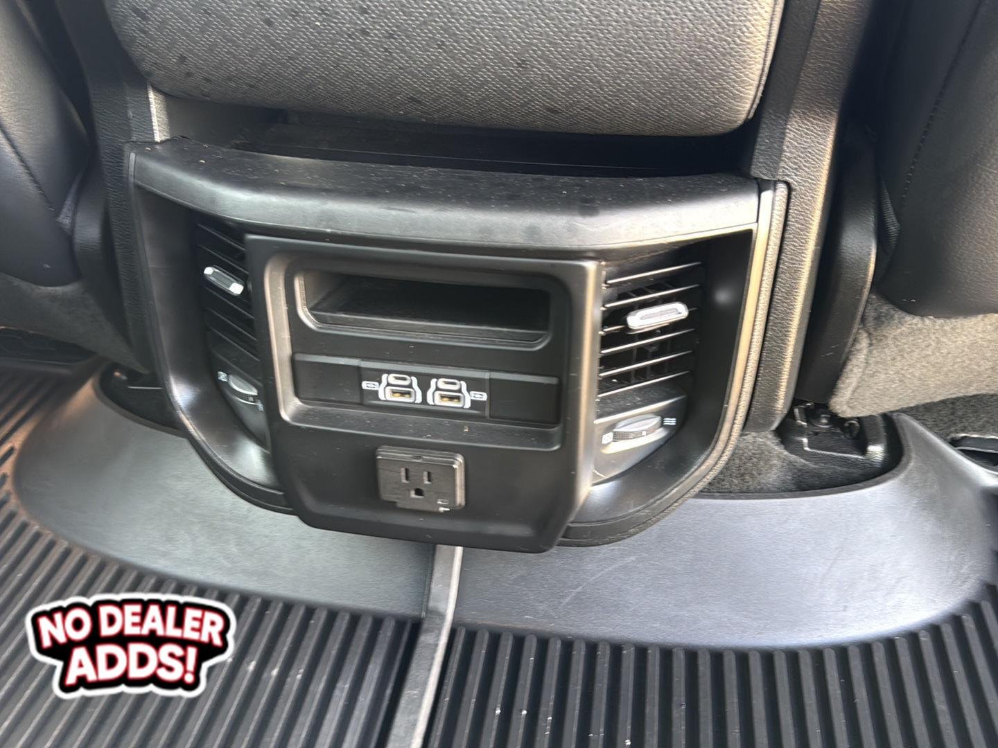 Used 2023 Billet Silver Metallic Clearcoat Ram Laramie image 33