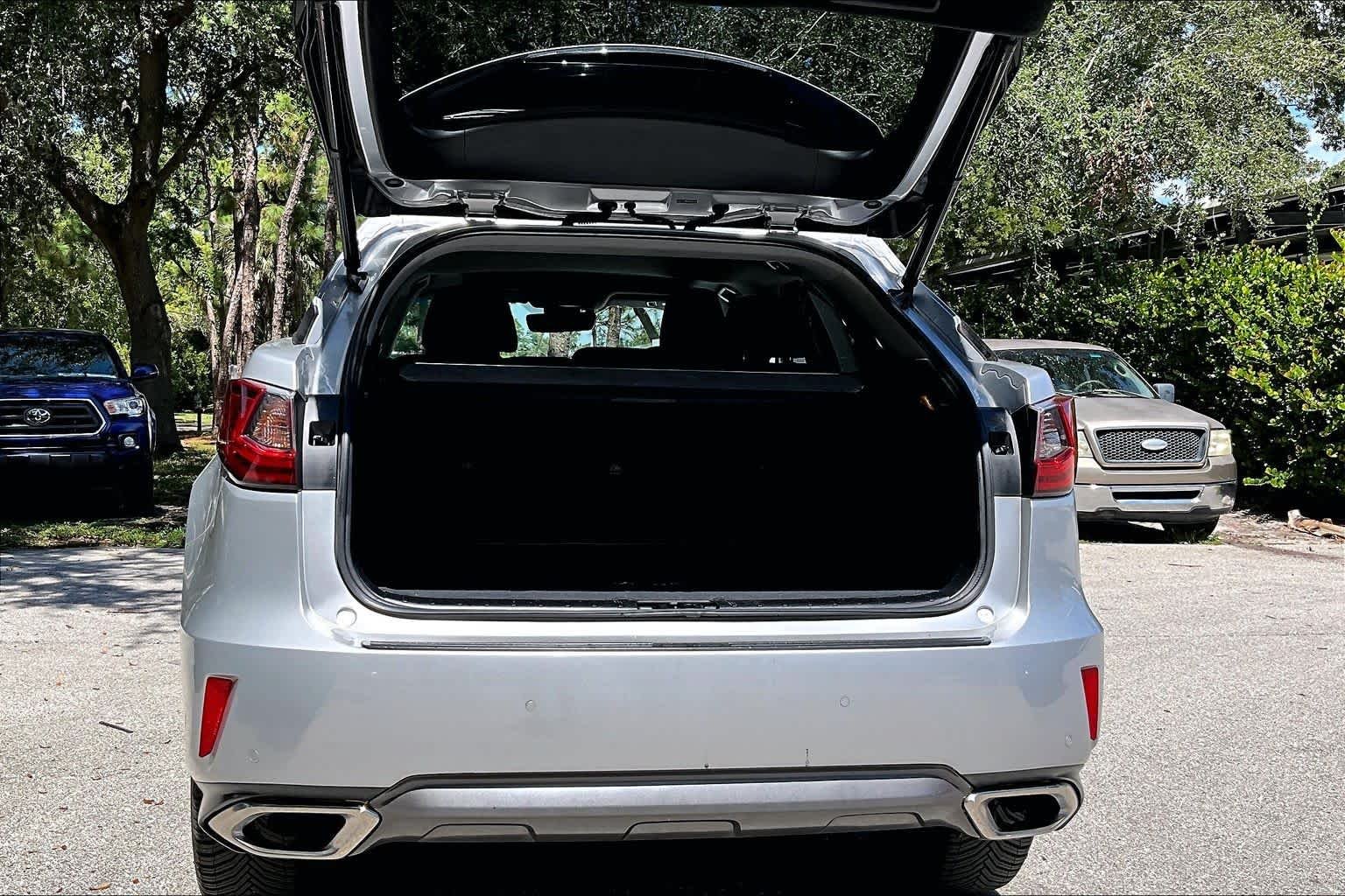 Used 2016 Silver Lining Metallic Lexus  image 32