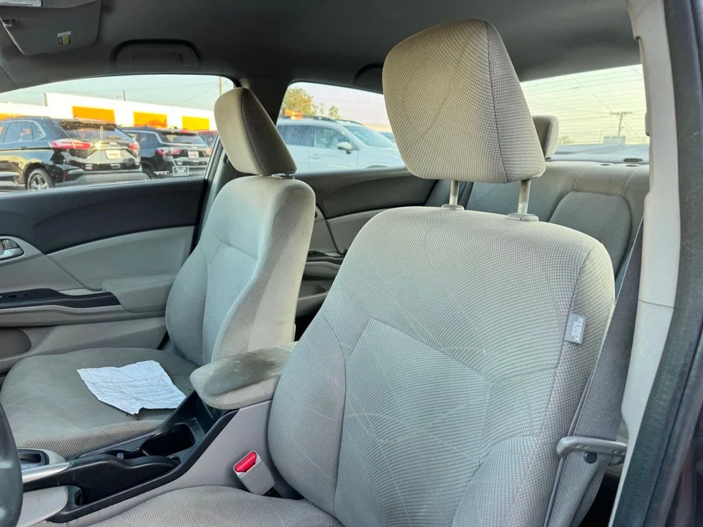 Used 2012  Honda LX image 13