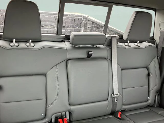 2026 GMC Sierra 1500 SLT - Photo 32
