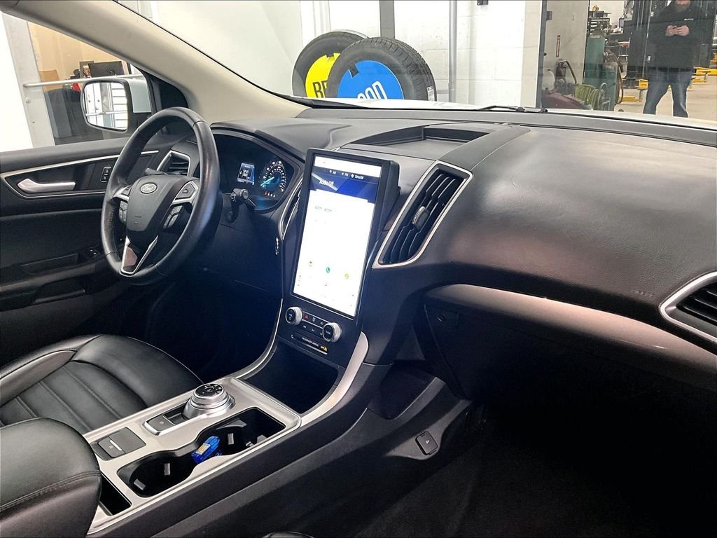 Used 2023 Oxford White Ford SEL image 14