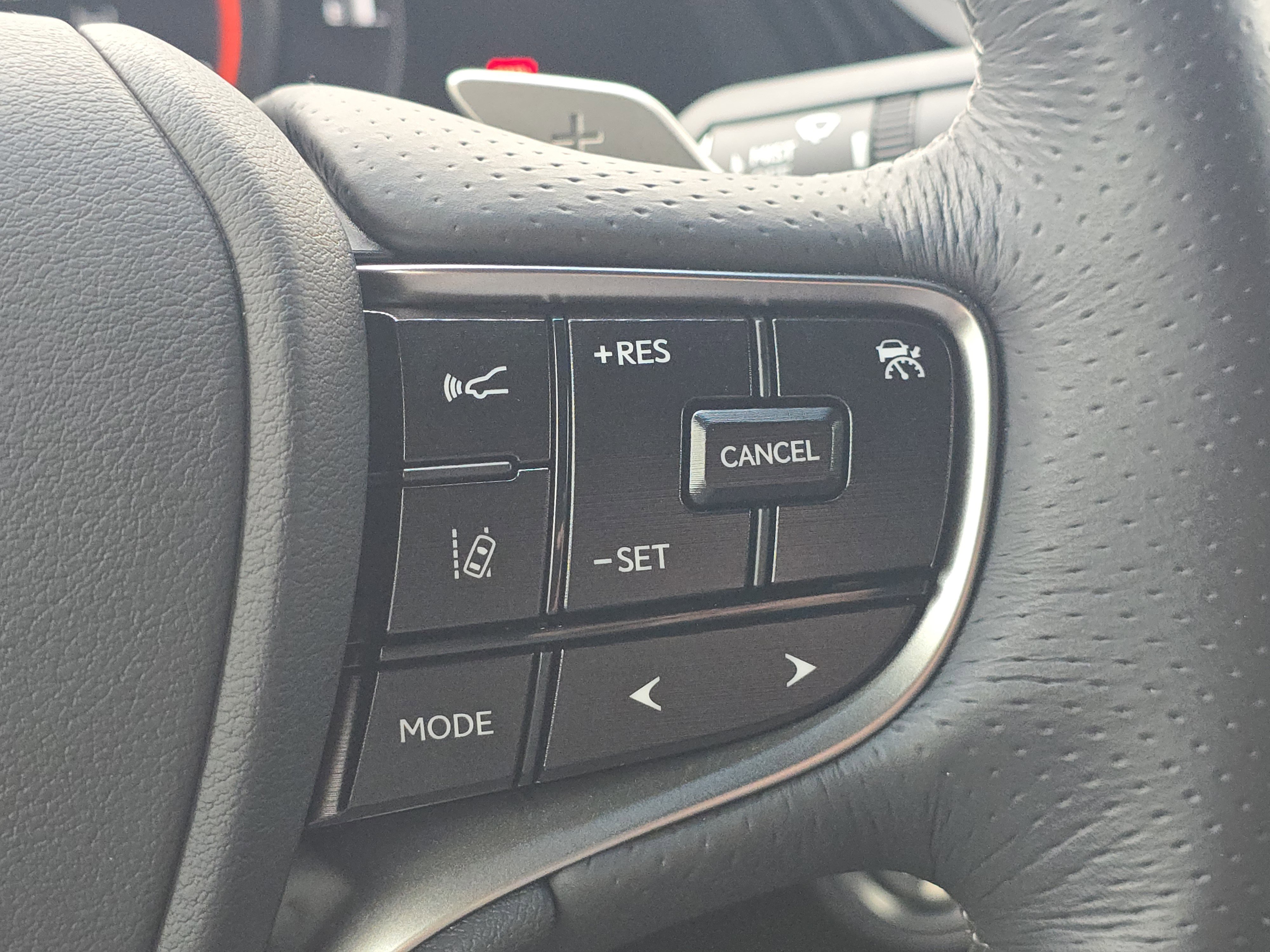Used 2023 Matador Red Mica Lexus ES 350 F SPORT Handling image 24