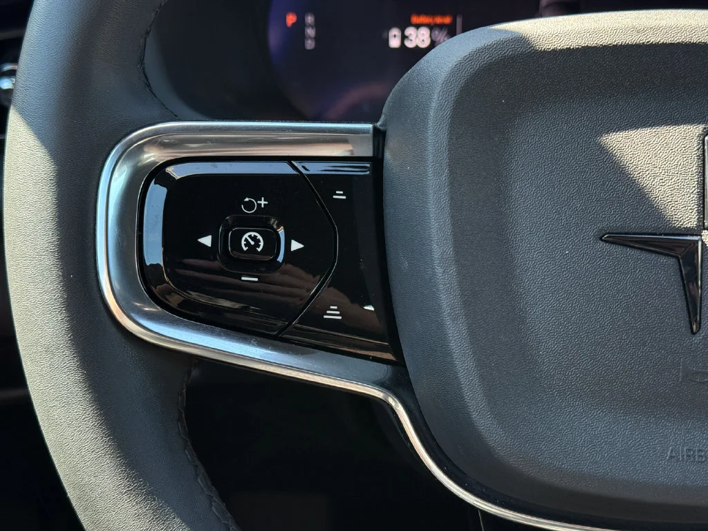 Used 2024  POLESTAR NA image 28