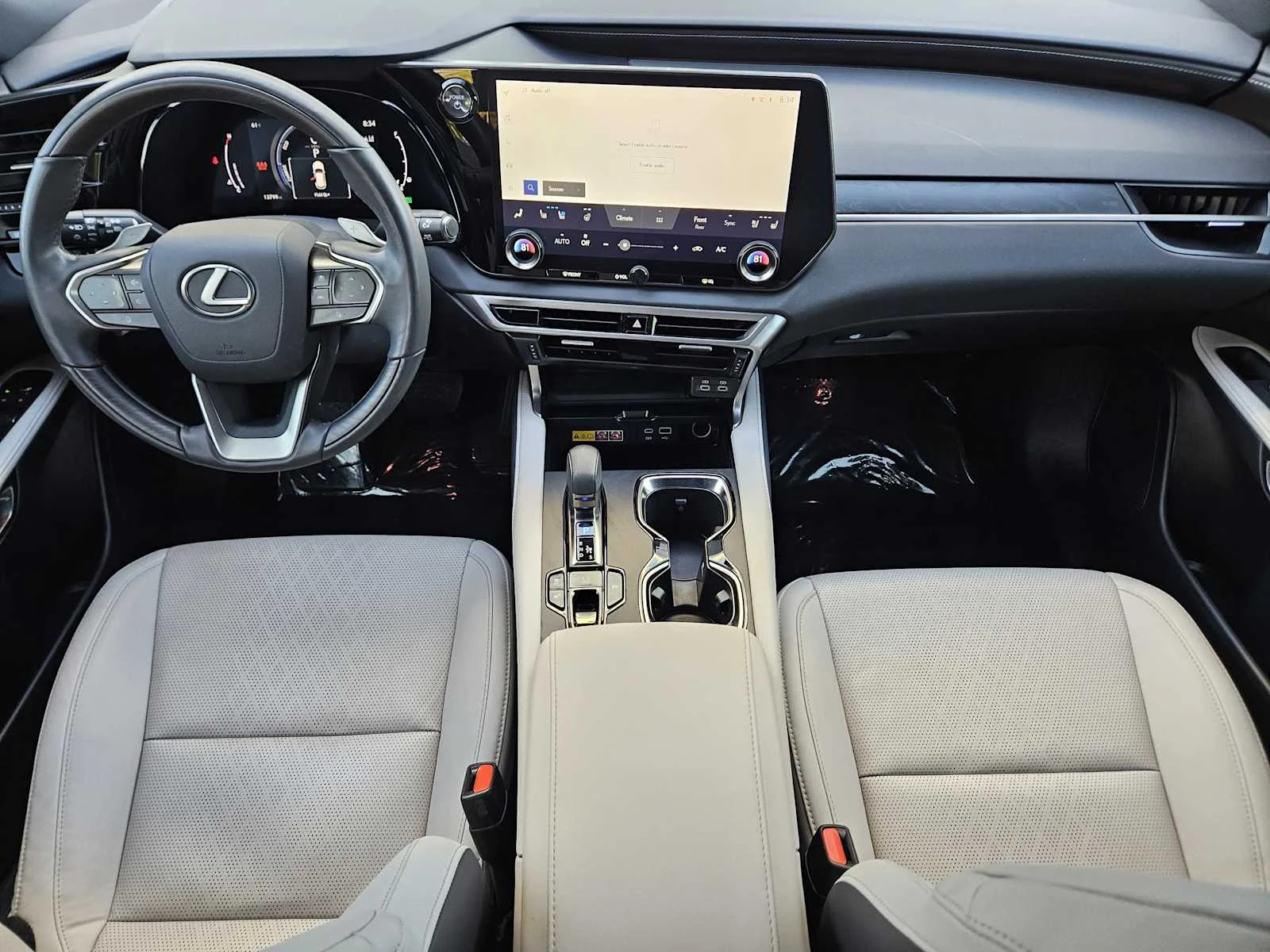 Certified Used 2024 RED MC.CS. Lexus Premium Plus image 21