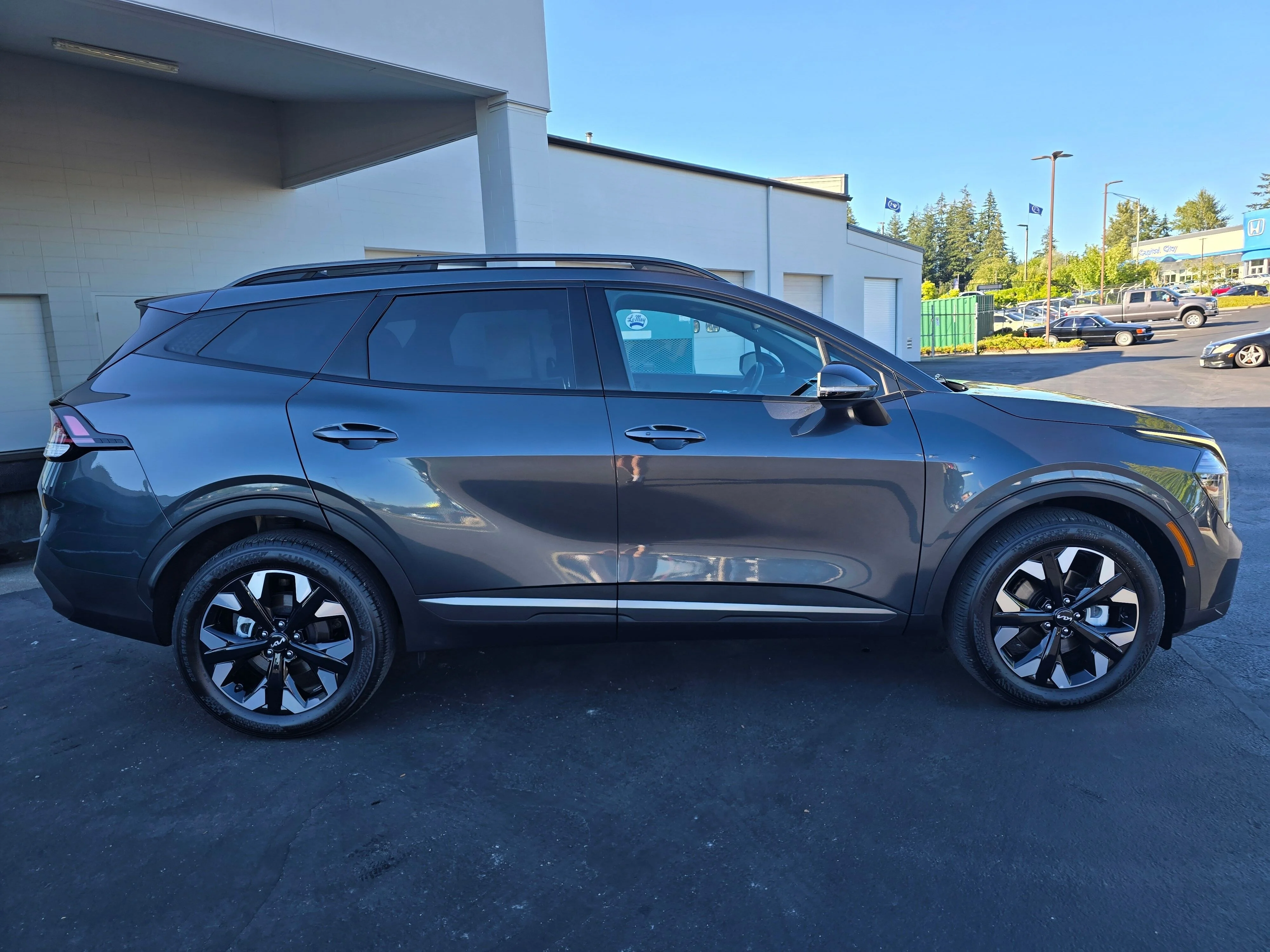 Used 2024 Gray Kia X-Line image 3