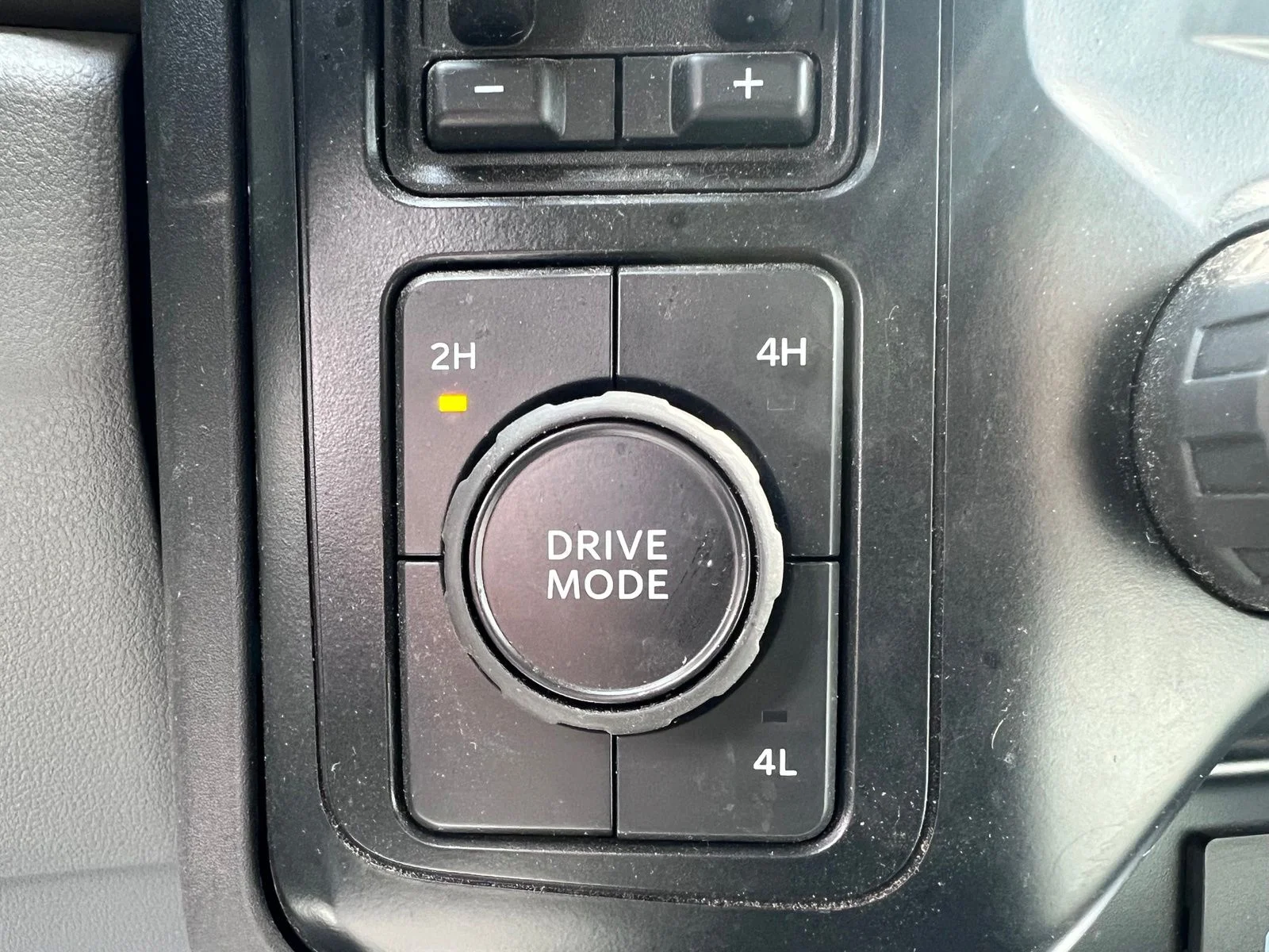 Used 2023 Silver Ford XL image 32