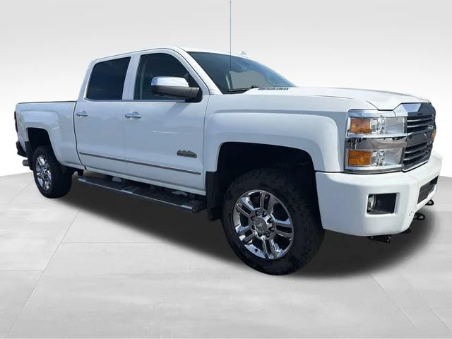 Used 2015 SUMMIT WHITE Chevrolet High Country image 9