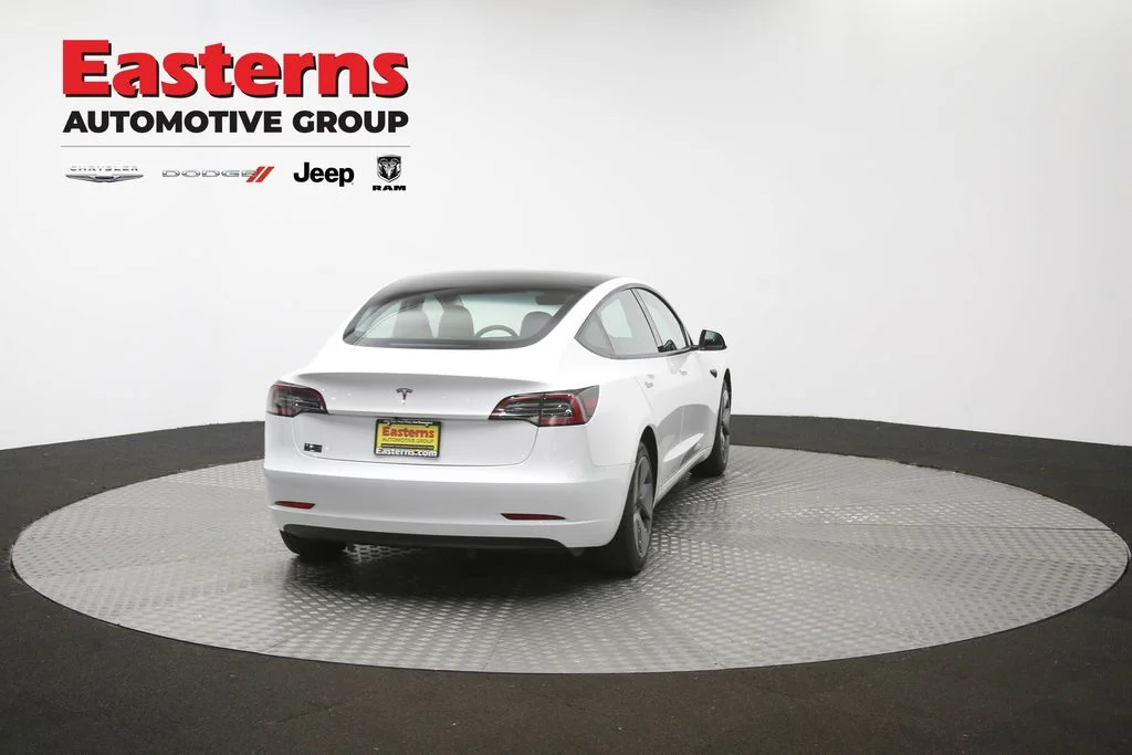 Used 2023 White Tesla Base image 37