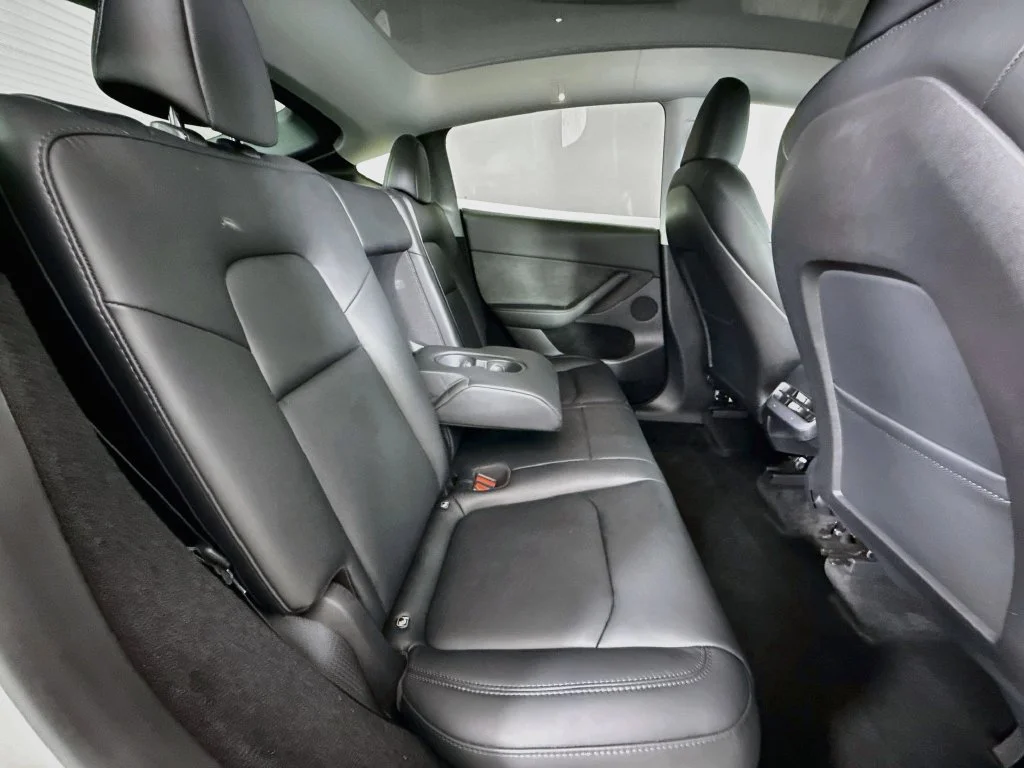 Used 2023 White Tesla Long Range image 27