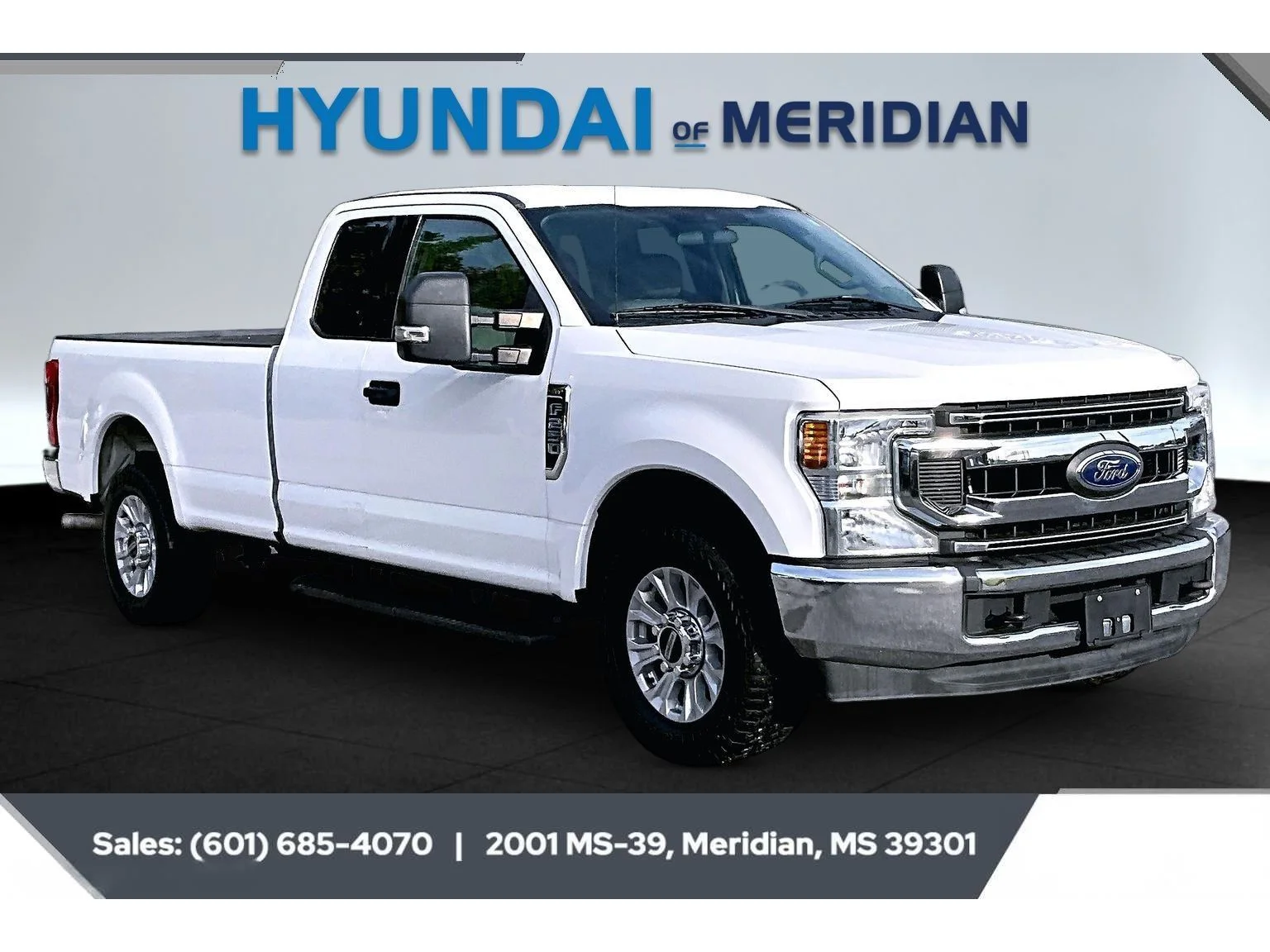 Used 2020 Oxford White Ford XLT image 1