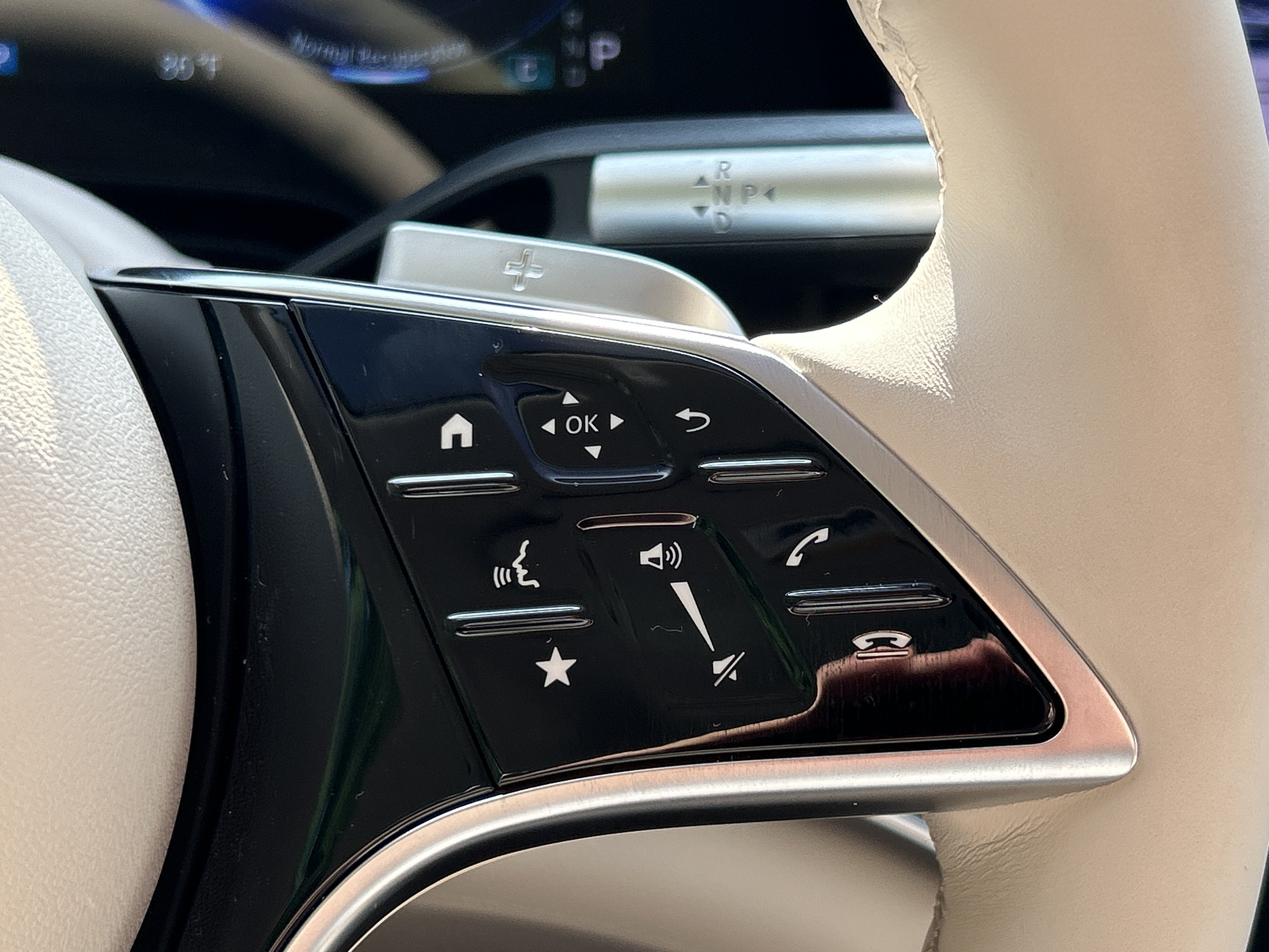 New 2026 Sonoran Brown Metallic Mercedes-Benz EQS 450 4MATIC® Sedan image 24