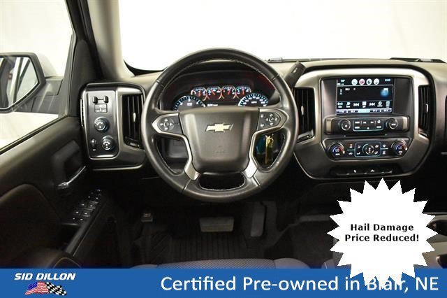 Used 2018 Silver Ice Metallic Chevrolet LT image 4