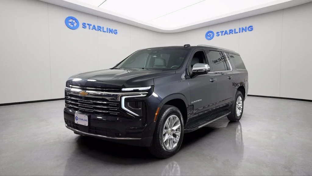 2025 Chevrolet Suburban Premier - Photo 16