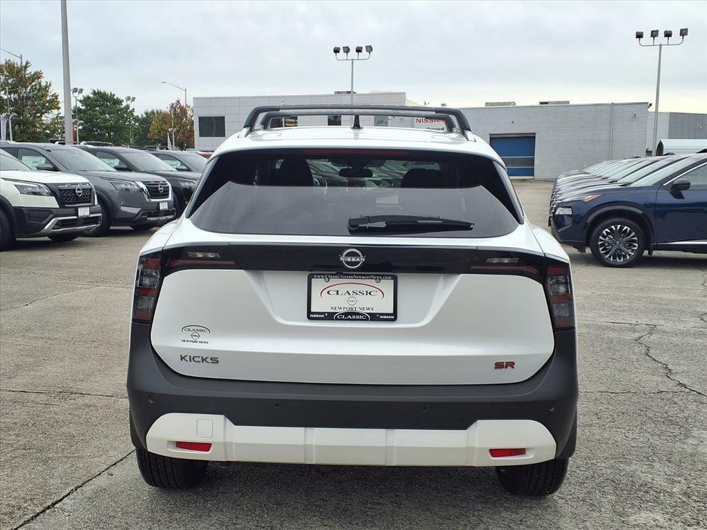2026 Nissan KICKS SR - Photo 7