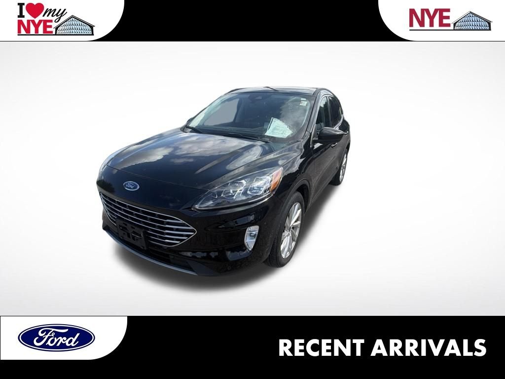 Used 2022 Black Metallic Ford Titanium image 1