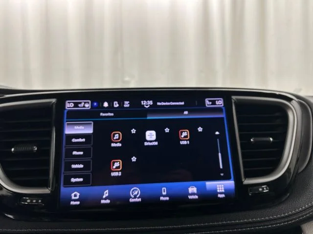 Used 2023 White Chrysler Touring L image 15