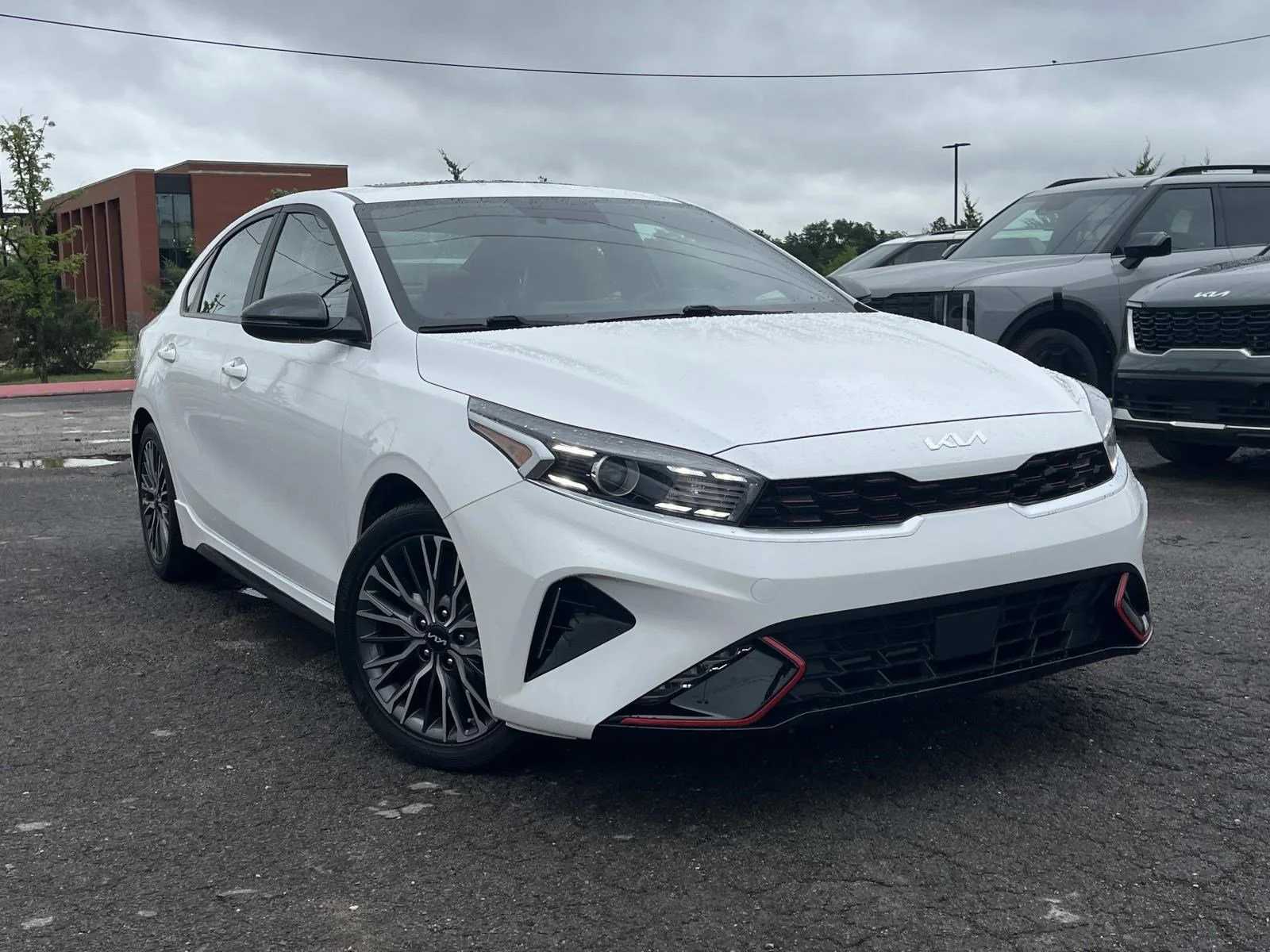 2024 Kia Forte GT-Line AT's photo