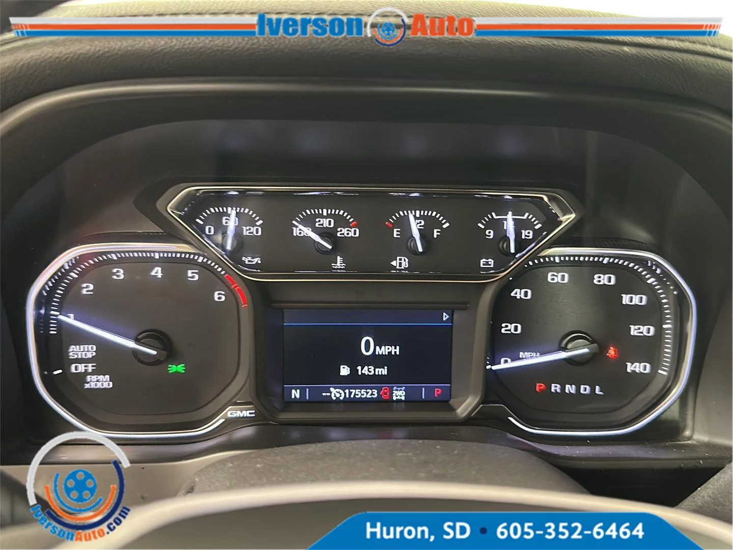 Used 2020 Cardinal Red GMC SLE image 17