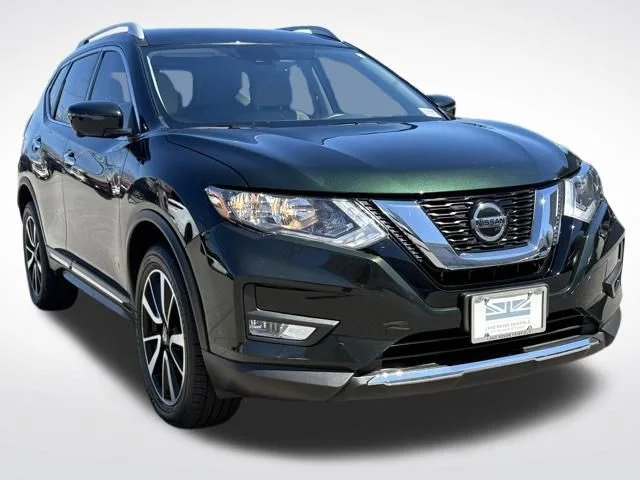 Used 2020 Green Nissan SL image 10