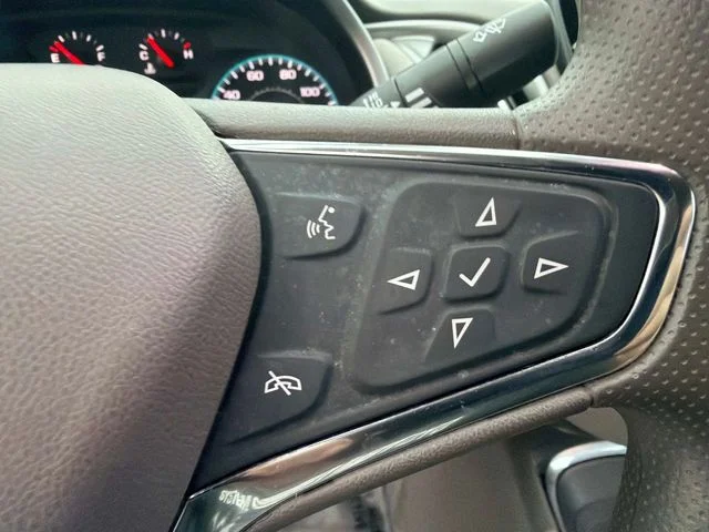 Used 2020 White Chevrolet LS image 23