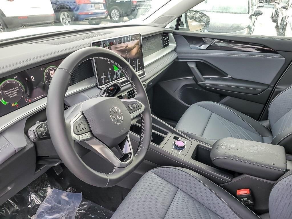 New 2026 Pure White Volkswagen 2.0T SE image 7