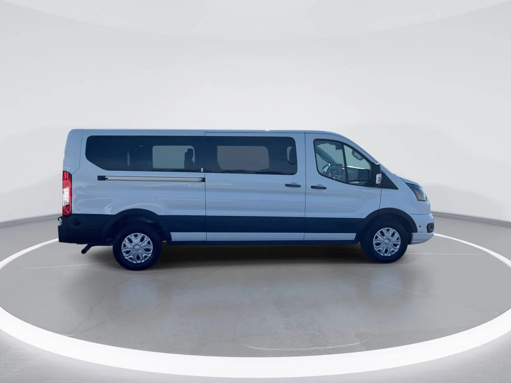 Used 2024 White Ford XLT image 9
